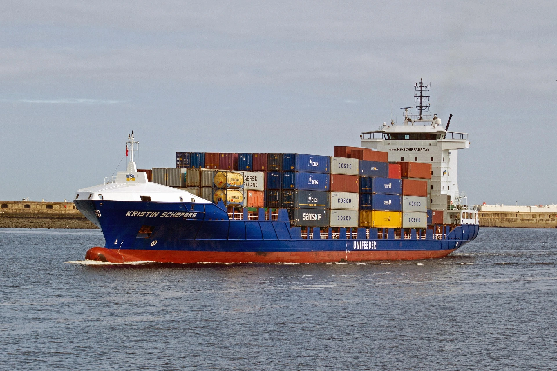 Bateau de Ocean Trading